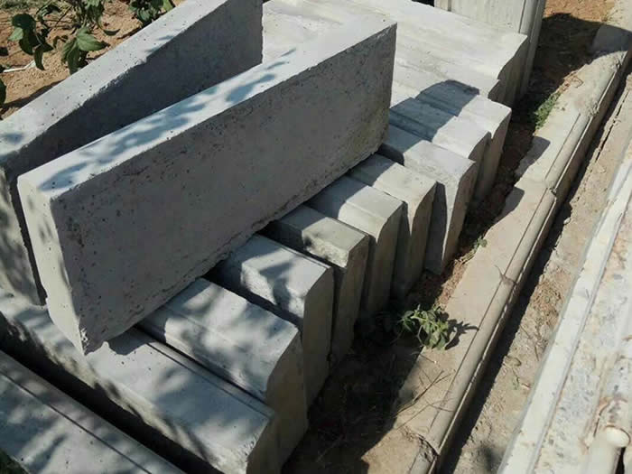ש